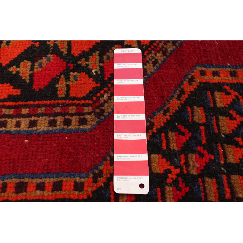 Tapis rouge foncé Magnes 3 pi 8 po x 9 pi 5 po