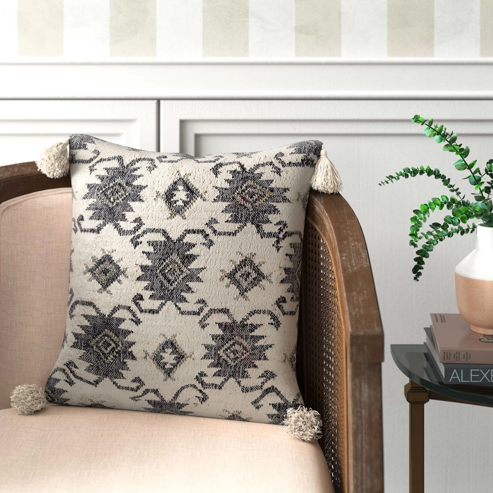Peridan Tassels Jute / Sisal Pillow Cover, 20" x 20"