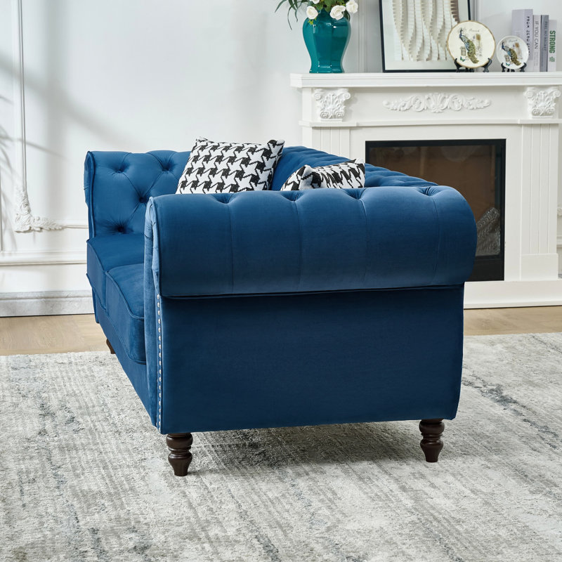 Canapé 2 places 165 cm avec revêtement en velours bleu, accoudoirs arrondis, clous décoratifs, design moderne du milieu du siècle, structure en pin massif, assise mi-ferme, ressorts et mousse haute densité, idéal pour le bureau.