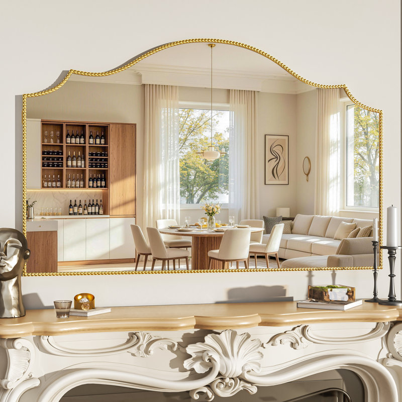 Miroir mural arqué doré, miroir décoratif à cadre métallique orné et festonné pour foyer, salon, entrée, 47"*29"