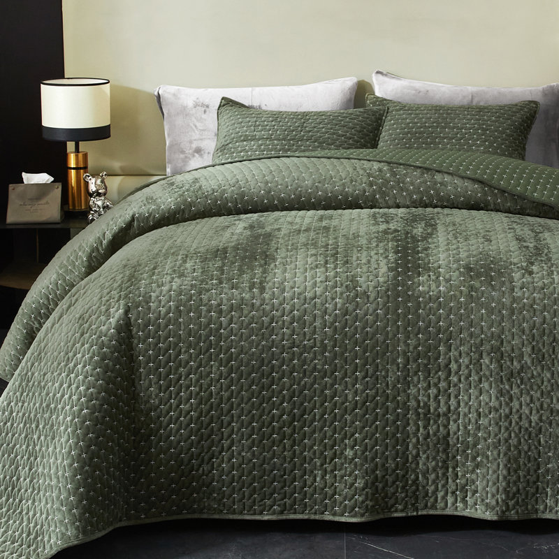 Velvet Quilt Set with 2  Pillow Shams, King Quilt + 2 King Shams, Army Green Geometric