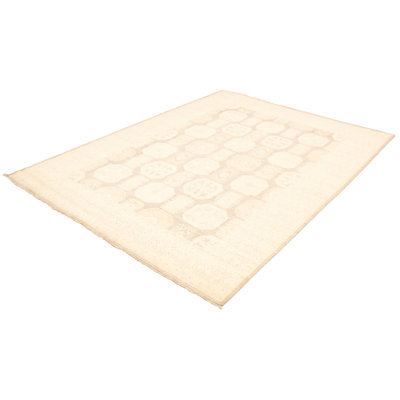 Tapis unique en laine noué à la main style Ushak ivoire des années 2010 de 9 pi 1 po x 12 pi 2 po Fioranna