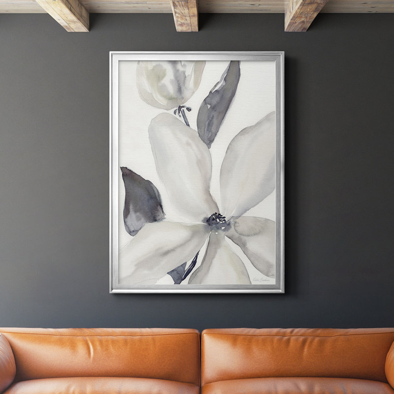 Toile encadrée de qualité supérieure Day Break Bloom II - prête à être accrochée, H 42,5 po x l 30,5 po, Argent