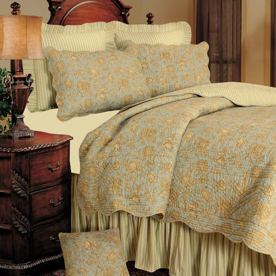 Berkley Brown Cotton Reversible Quilt