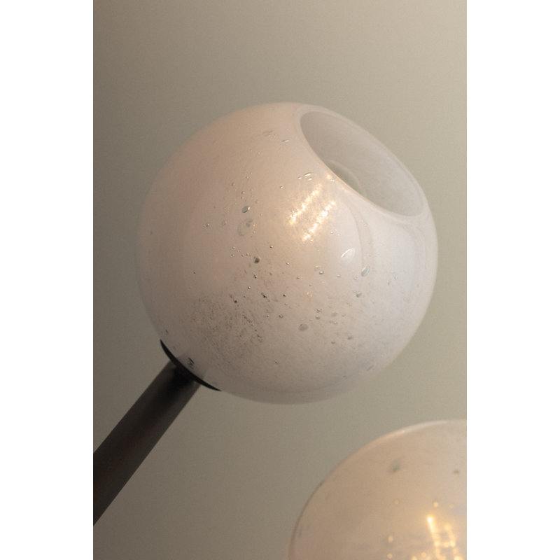 Sonny Chandelier, 12, 41.75