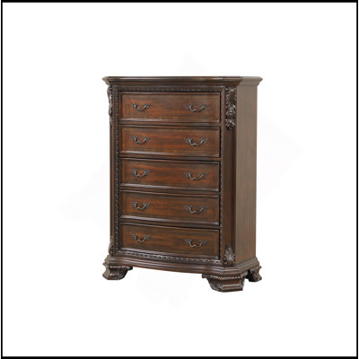 Commode à 5 tiroirs de style traditionnel avec poignées en métal en noyer