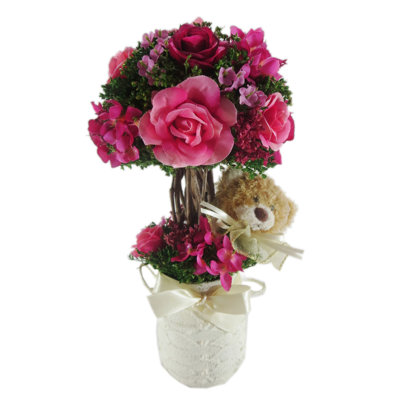 Ensemble de motif floral rose avec teddy dans un Vasque en céramique