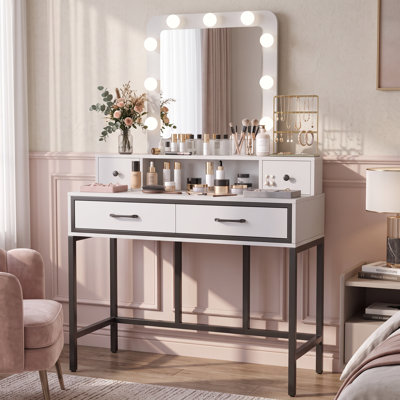 Abdulaleem Vanity Table with Lighted Mirror