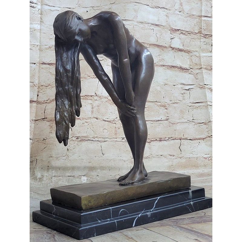 Figurines et sculptures