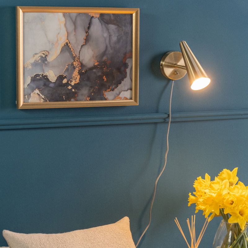 Pasho Plug-in Armed Sconce, No