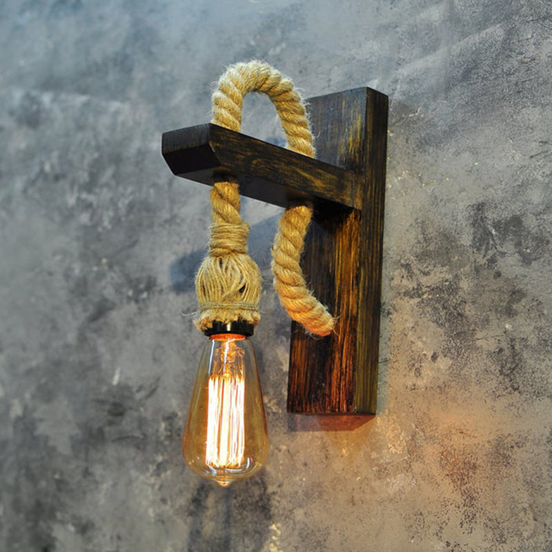 Lampe murale rustique, 100% bois d'épinette, 11,8 x 9,1 x 3,5 pouces | Douille E27, 200 W maximum | Couleur beige nostalgique, parfaite pour le décor de chalet et de chalet | Conception unique avec charme naturel et ambiance douillette