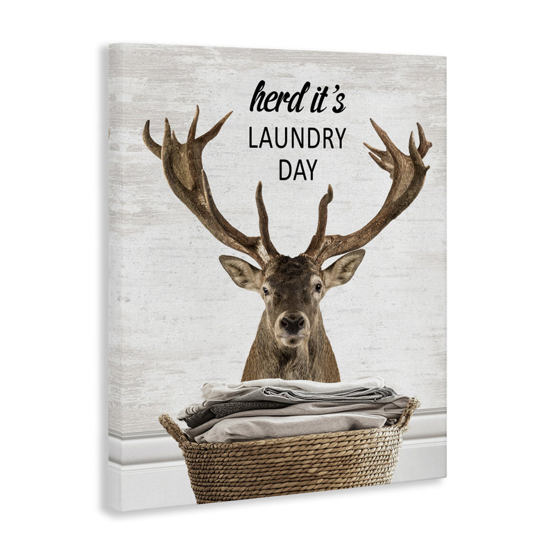 Toile de wapiti Herd It's Laundry Day, design par Lettré et doublé, H 30 po x l 24 po