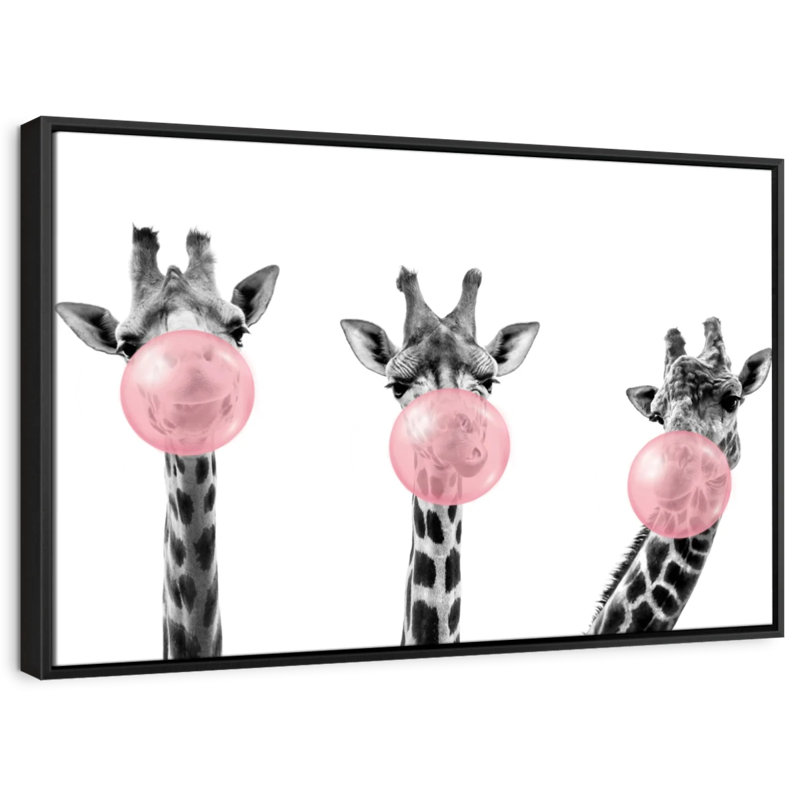 «Three Bubble Gum Giraffes», H 9 po x l 13 po