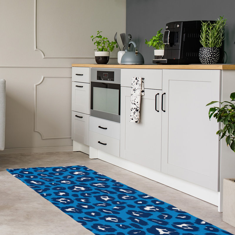 Animal Print Indoor Rug, Runner 2'6" x 8'