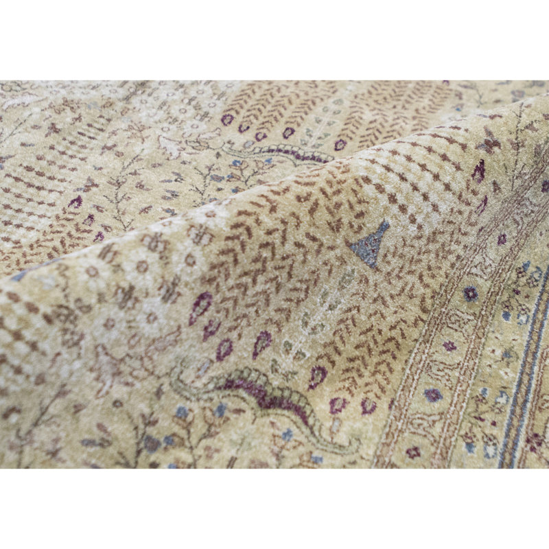 Tapis beige noué à la main de haute qualité