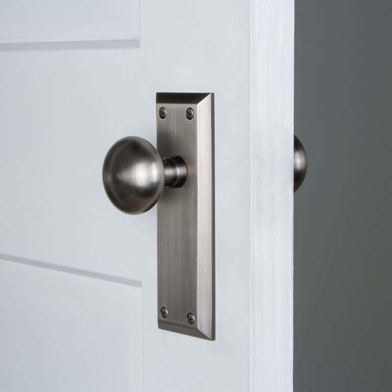 Grandeur Fifth Avenue Plate Double Dummy with Fifth Avenue Door Knob, Antique Pewter