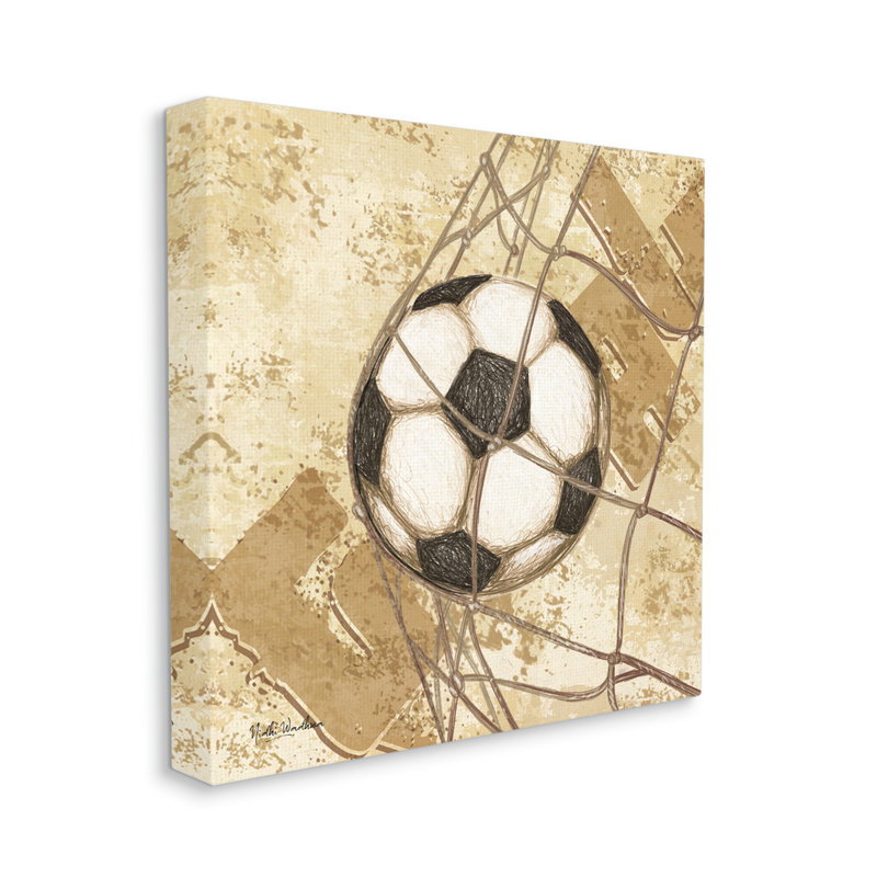 «Soccer Ball in But» par Nidhi Wadhwa - impression sur toile tendue, H 17 po x l 17 po x P 1,5 po