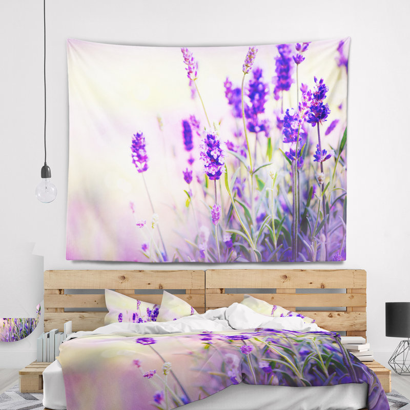 Tapisserie de terrain lavande mauve floral, H 68 po x l 80 po