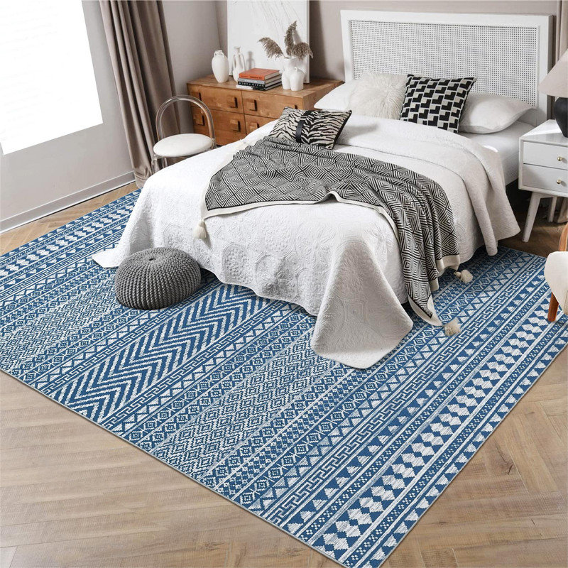 Leschen Washable Geometric Indoor Rug, Rectangle 4'12" x 6'12"