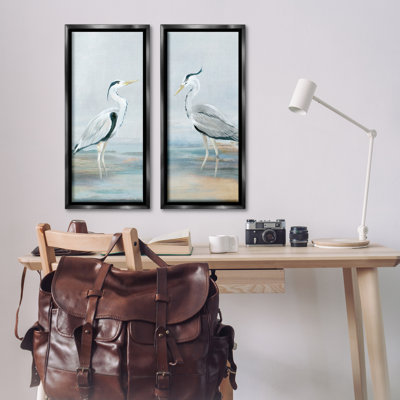 Ensemble de 2 cadres flottants Herons Wading Shallow Sea, design par Lily K.
