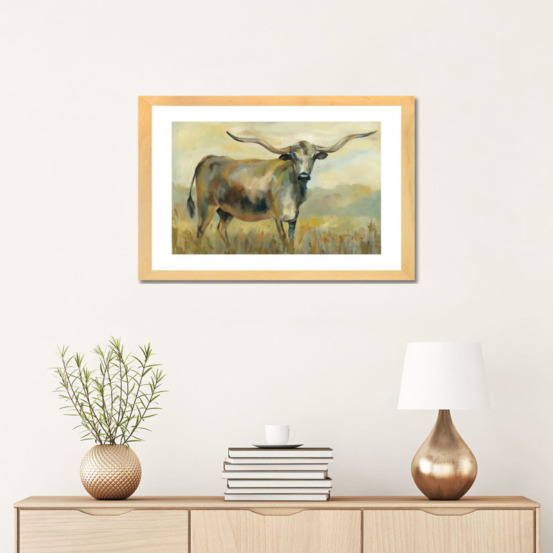 «Longhorn Cow» par Silvia Vassileva - reproduction d'art, H 16 po x l 24 po x P 1 po, Toile avec cadre en bois beige, Blanc