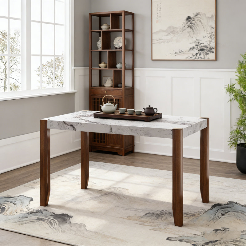 Table de salle à manger rectangulaire moderne en faux marbre avec des pieds en bois robustes, facile à nettoyer et à assembler pour la salle à manger ou l'espace de vie.
