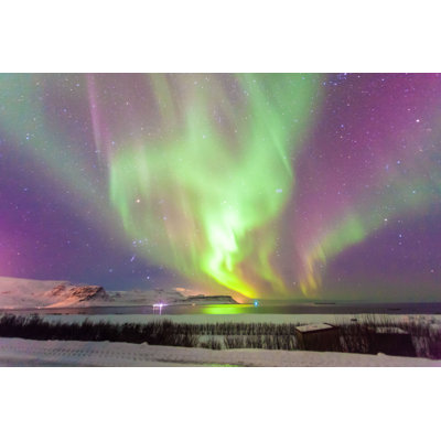 Astraea Beautiful Aurora Borealis - Wrapped Canvas Print