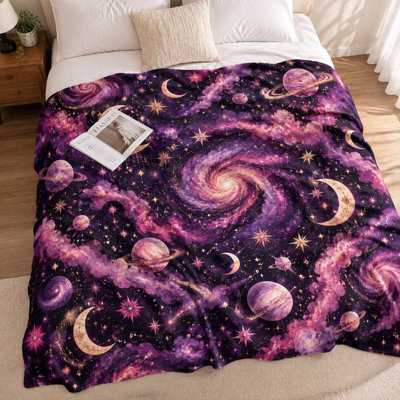 Couverture en flanelle à imprimé galaxie de 1 pièce - Conception de tourbillons et de planètes cosmiques vibrantes; sensation douillette douillette lavable à la machine, parfaite pour la décoration intérieure, le canapé, le canapé, le lit toutes saisons confère une touche de fantaisie à votre espace de vie. Literie et articles de canapé