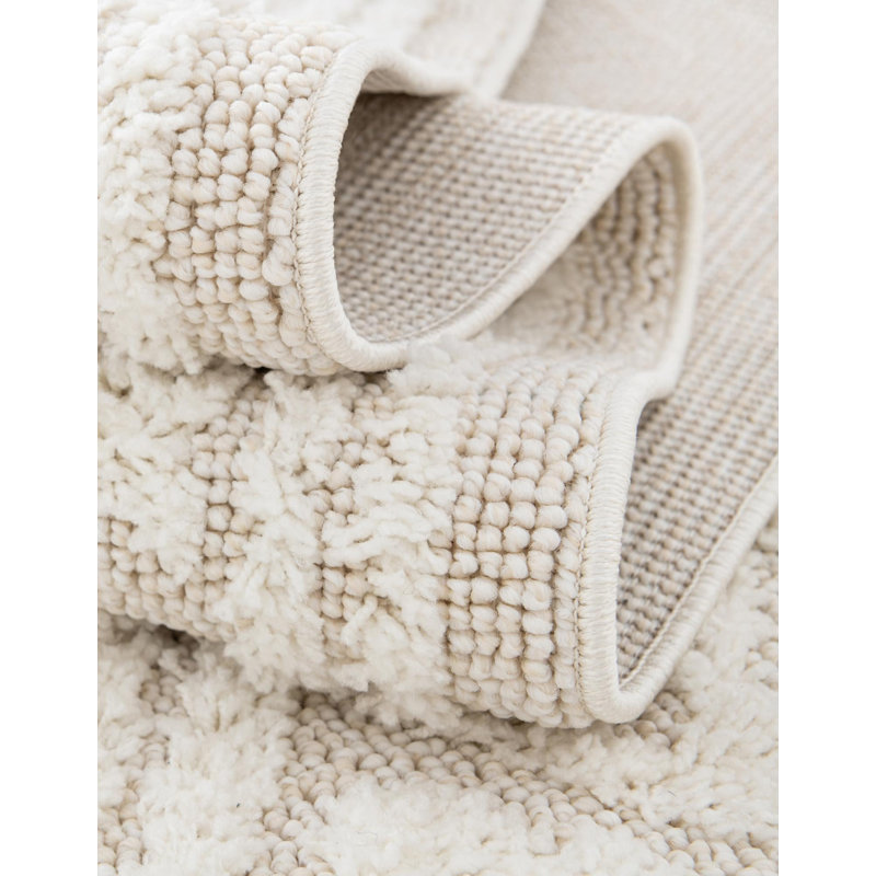 Amirah Geometric Machine Woven Polyester Area Rug in Ivory, Round 10' - No Tassels