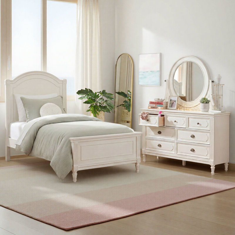 Commode 7 tiroirs Elsa, finition dentelle