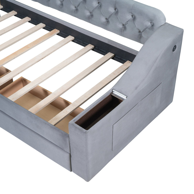 Lit de jour gris rembourré avec rangement pour accoudoirs et option de couchage élégante, Gris