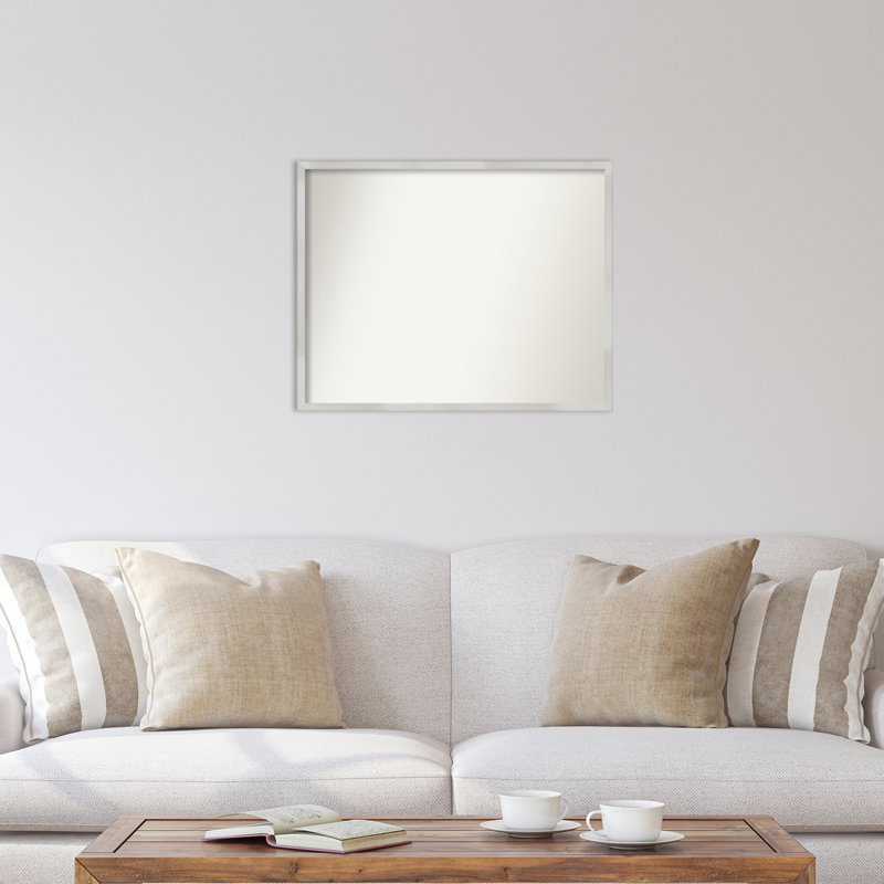 Miroir mural Atanur, 23,5 po x 29,5 po, Nickel brossé