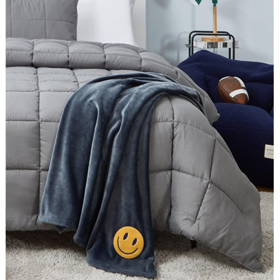 Aeropostale Soft Plush Throw Blanket