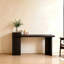 Console en bois de style moderne.-178166325
