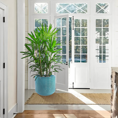 Jardinière en céramique cyan avec une performance toutes saisons, idéale pour les fleurs et les herbes, dimensions de 15,95 po convenant à aucun assemblage requis