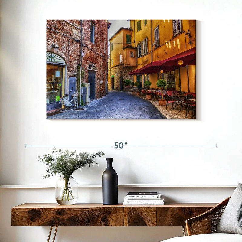 Sirci Street à Lucca, H 26 po x l 39 po