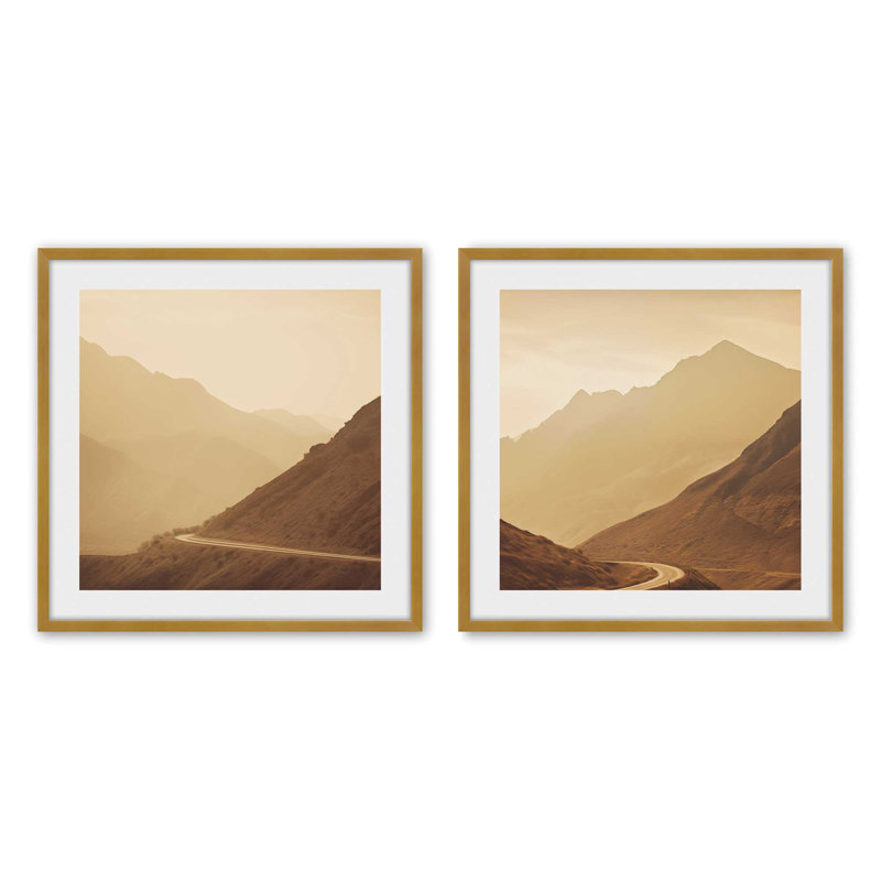 «Through The Mountain Pass», H 13,75 po x l 13,75 po, Or poli