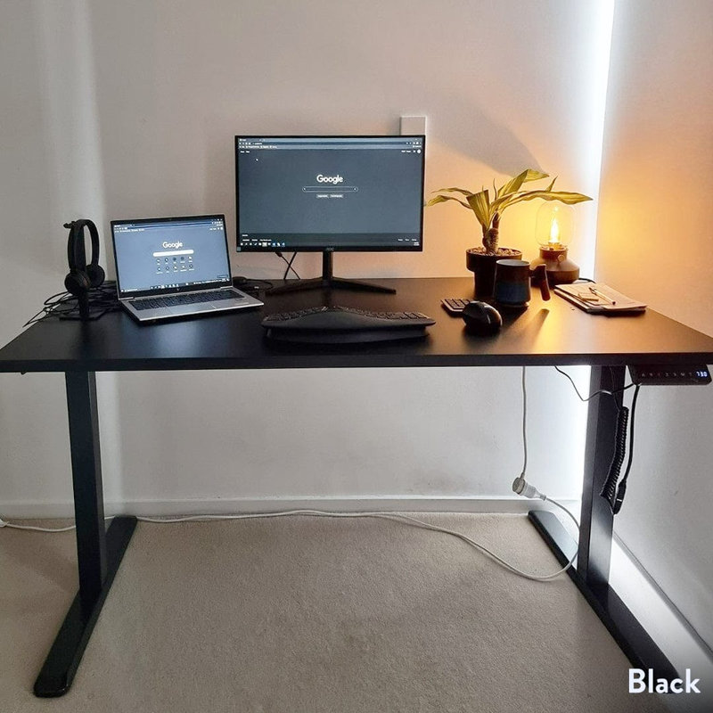 Bureau à une place - bambou / 59 po x 29,5 po avec œillets / noir, Bambou foncé / blanc