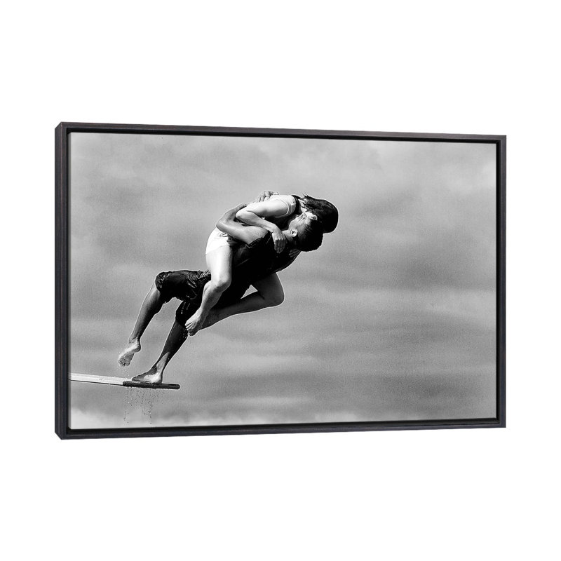 « the point of no retour », impression, H 18 po x l 26 po x P 1,5 po, Toile avec cadre noir patiné