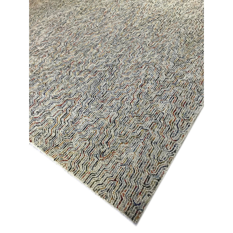 Wool Area Rug in Light Gray