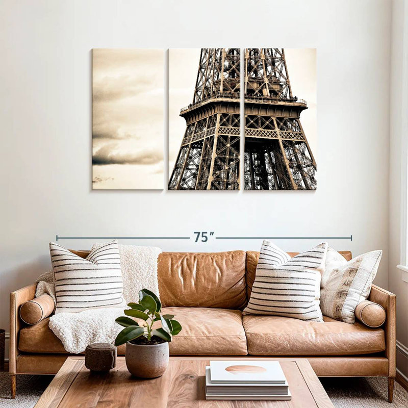 Lilie Eiffel Retro Shot, 36" H x 57" W