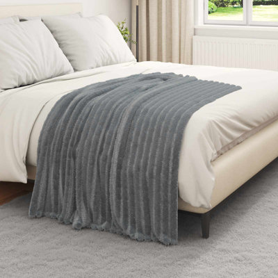 5.1-42 Throw Blanket