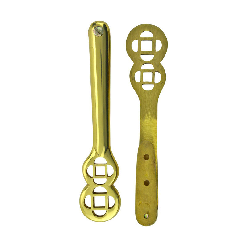 0.75" H x 2.5" W x 3.75" D Solid Brass Carpet Clip Stair Holder