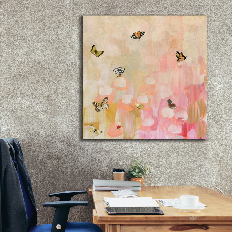 «Avionna Butterfly» par Karen Smith, reproduction d'art sur toile tendue, H 37 po x l 37 po x P 1,5 po