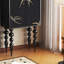 Armoire en bois rétro avec motif d'hirondelle