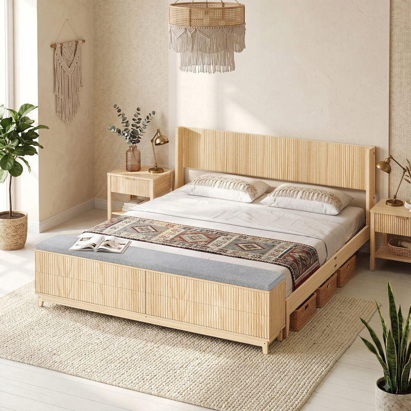Structure de lit en bois avec banc de rangement intégré au pied de lit, 4 tiroirs, tête de lit couleur bois naturel, King