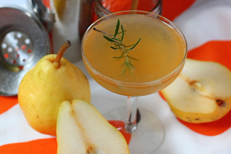 Perfect Pear Cocktail Recipe