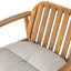 Fauteuil club de 2 avec coussins beiges, structure en bois, pieds en eucalyptus, siège courbé et à lattes de style moderne, idéal pour la détente en plein air
