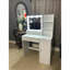 Bureau de coiffeuse avec miroir et lumière, commode de rangement à trois niveaux avec grand tiroir, 3 modes d'éclairage à luminosité réglable, coiffeuse de chambre à coucher (blanc)