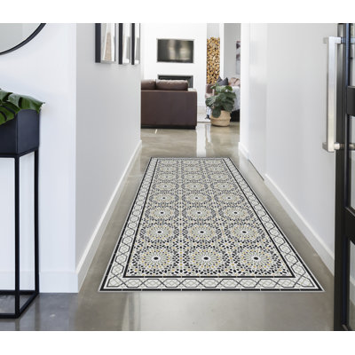 Aban Geometric Area Rug